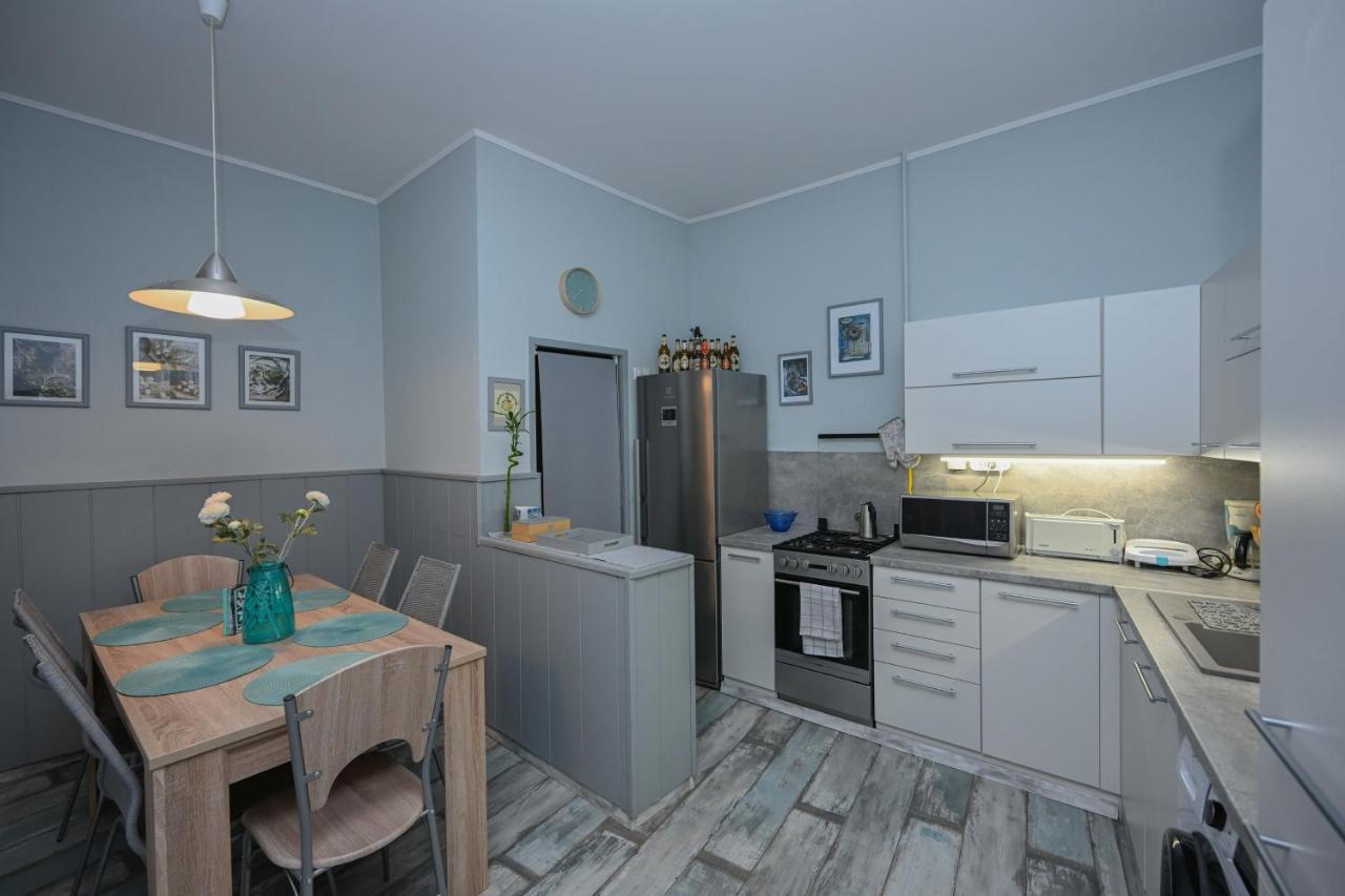 Moretti Apartman Lägenhet Eger Exteriör bild